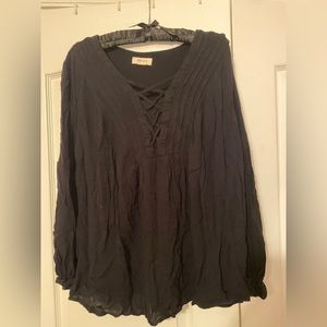 Flowy, Light Black Long Sleeve with Crossed Front